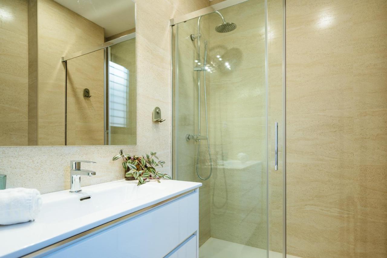 Urban Pulses Nervion Apartment Seville Exterior photo